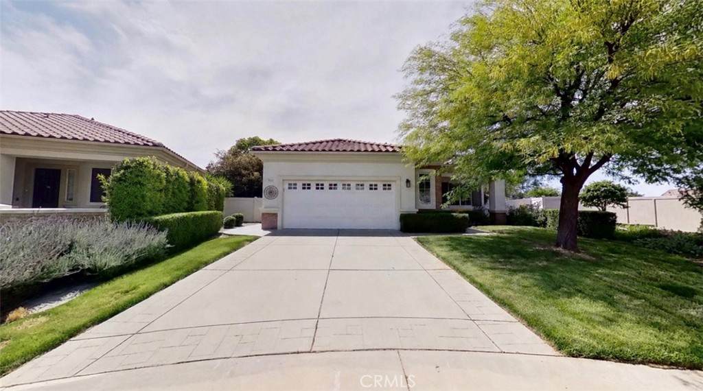 1040 Angus Glen Court - Photo 1