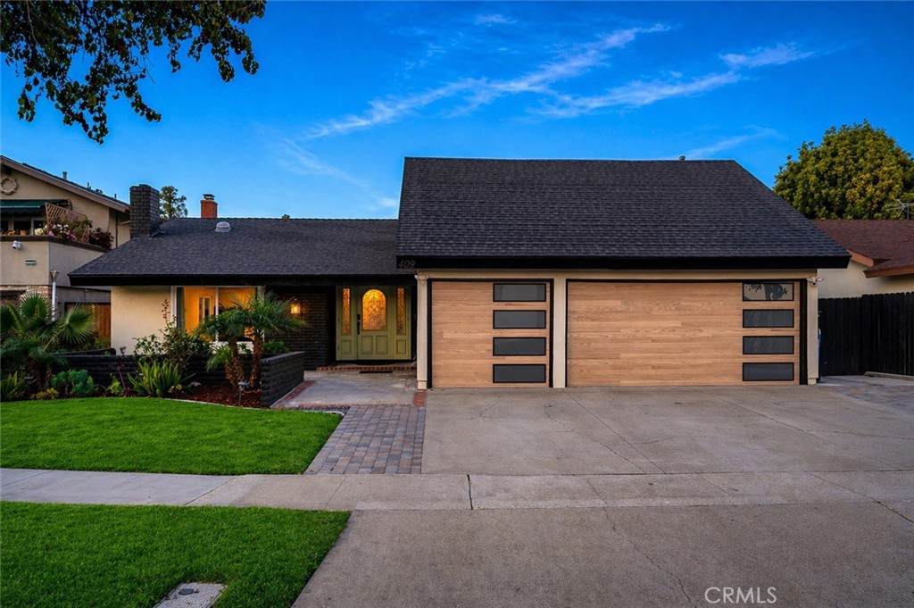 409 Sierra - Photo 1