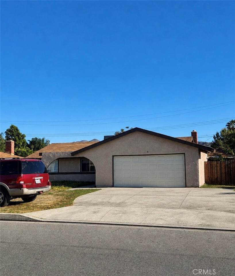 40557 Mayberry Avenue - Photo 1