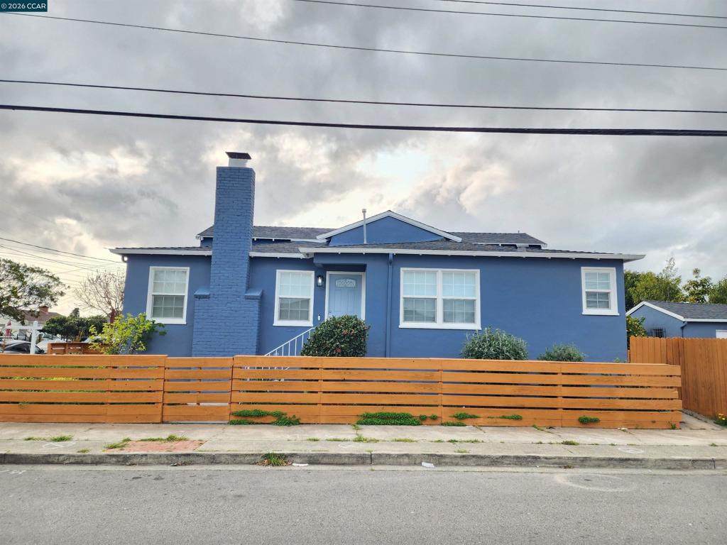 2387 Humphrey Avenue - Photo 1