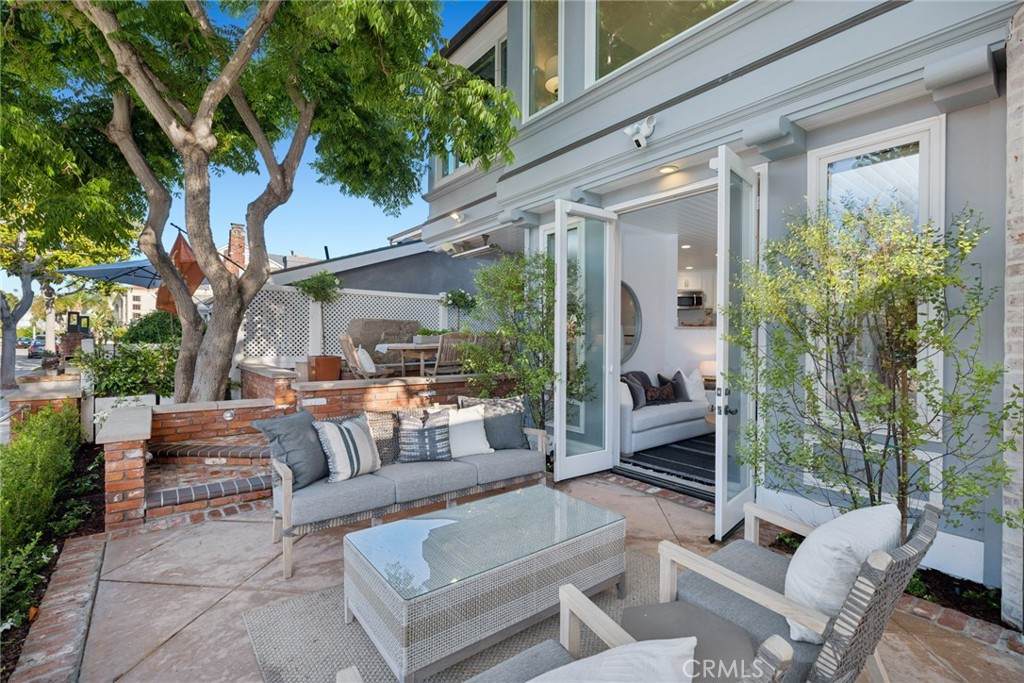 2117 Miramar Drive - Photo 1