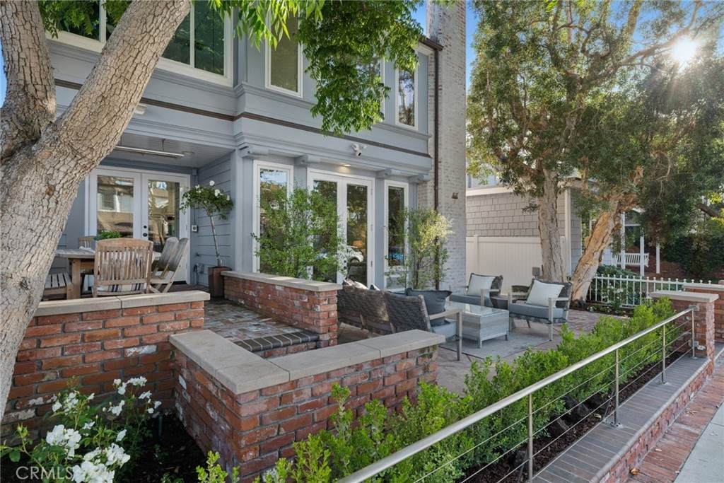 https://bt-photos.global.ssl.fastly.net/socal/orig_boomver_1_428943439-3.jpg