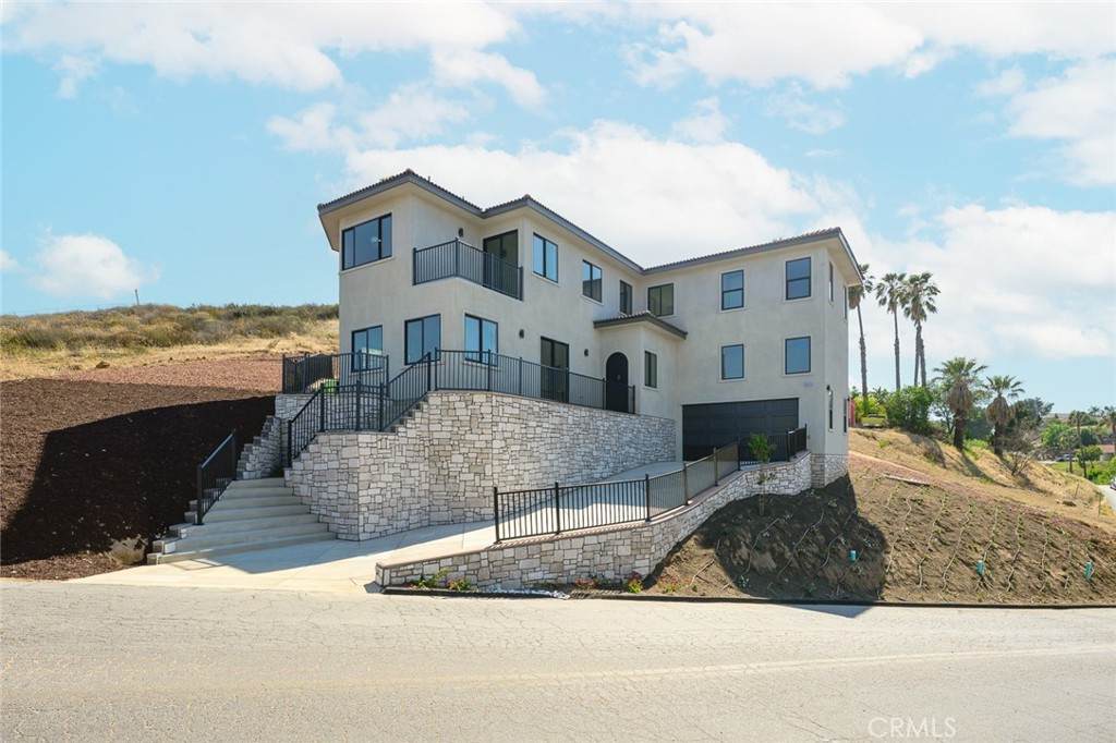 https://bt-photos.global.ssl.fastly.net/socal/orig_boomver_1_428953341-2.jpg