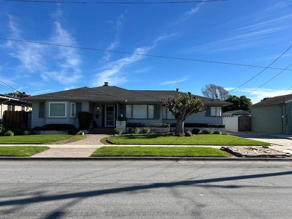 22 San Juan Drive - Photo 1