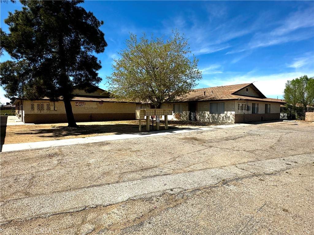 11661 11665 White Avenue - Photo 1