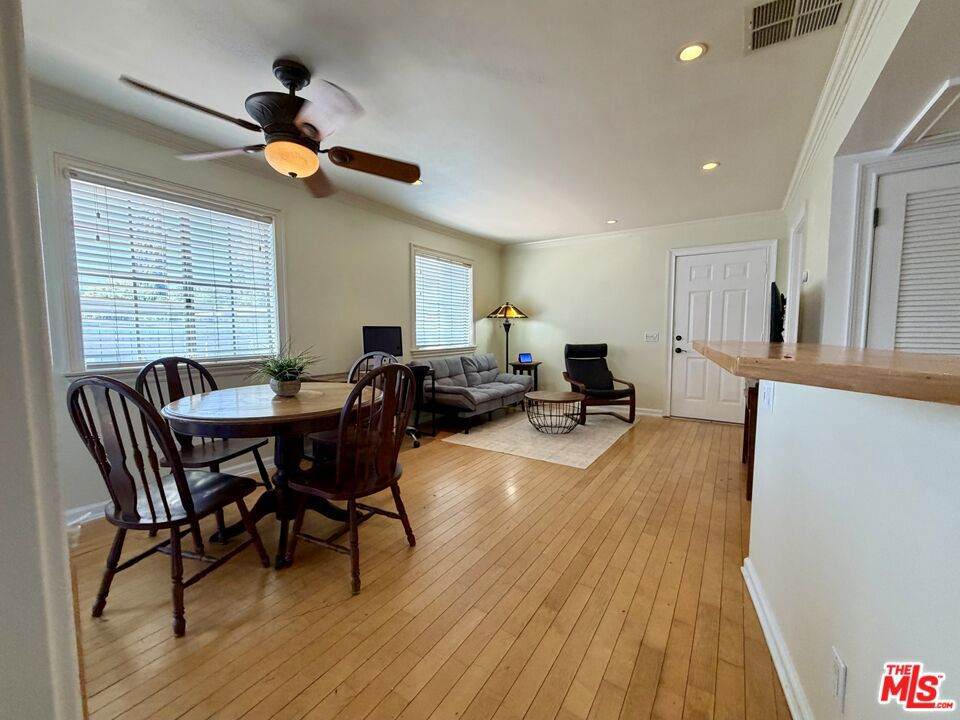 https://bt-photos.global.ssl.fastly.net/socal/orig_boomver_1_428971635-2.jpg
