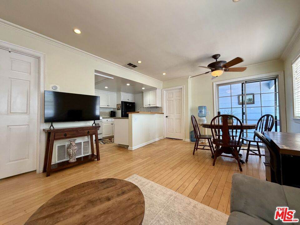 https://bt-photos.global.ssl.fastly.net/socal/orig_boomver_1_428971635-2.jpg
