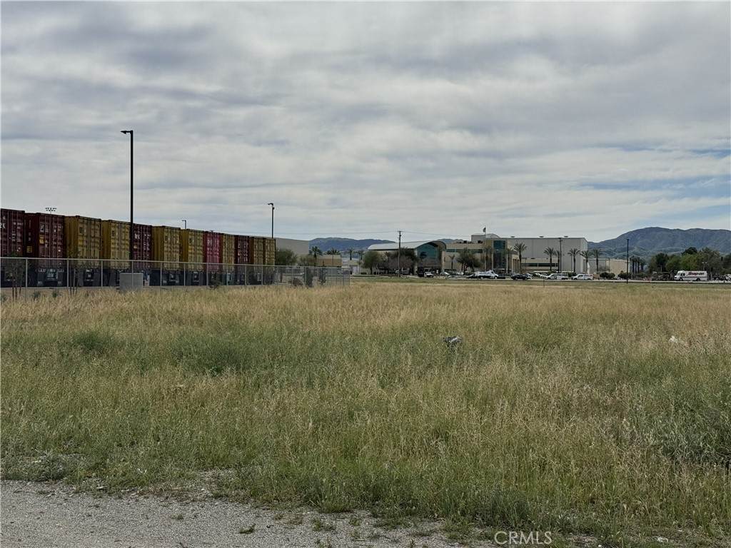 https://bt-photos.global.ssl.fastly.net/socal/orig_boomver_1_428973278-2.jpg