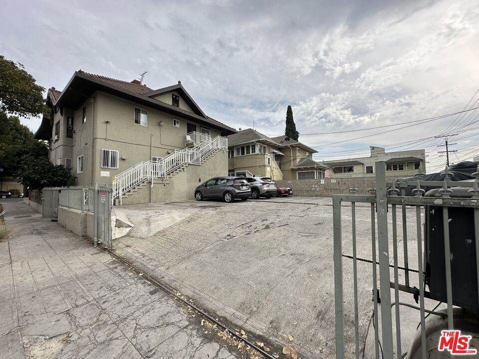 https://bt-photos.global.ssl.fastly.net/socal/orig_boomver_1_429001319-2.jpg