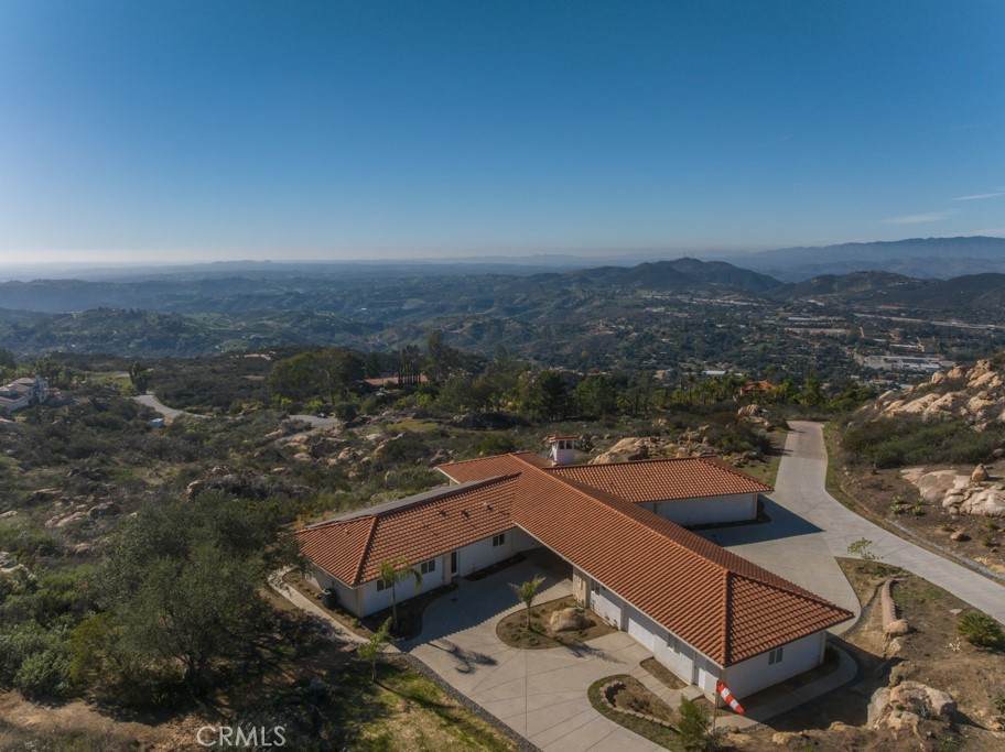 https://bt-photos.global.ssl.fastly.net/socal/orig_boomver_1_429004530-2.jpg