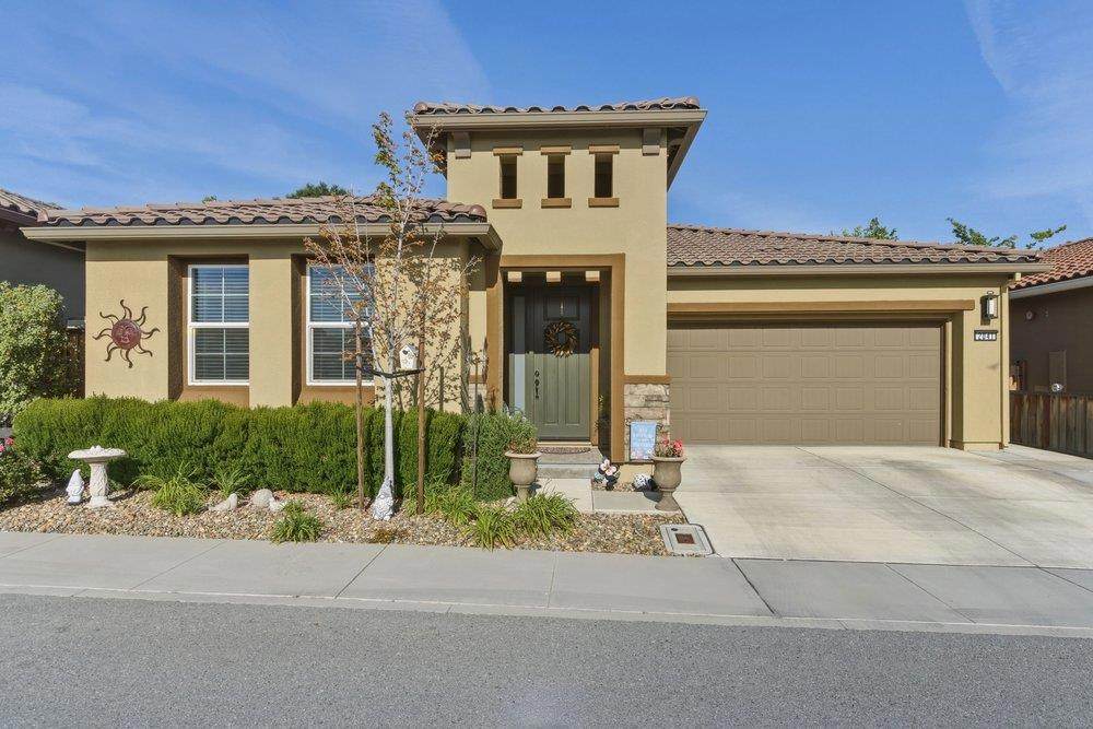 2041 Santoro Way - Photo 1