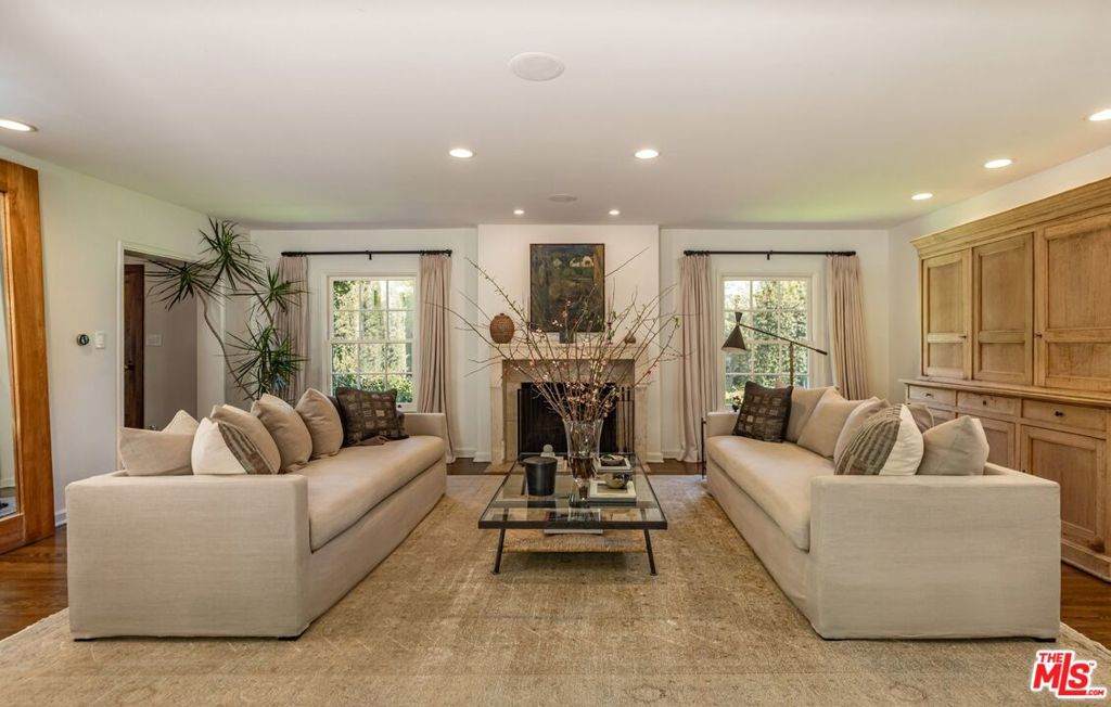 https://bt-photos.global.ssl.fastly.net/socal/orig_boomver_1_429059759-2.jpg