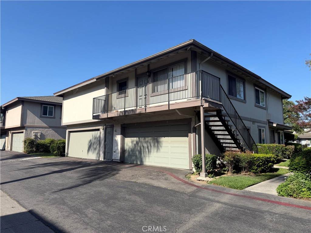 1707 Normandy Place - Photo 1
