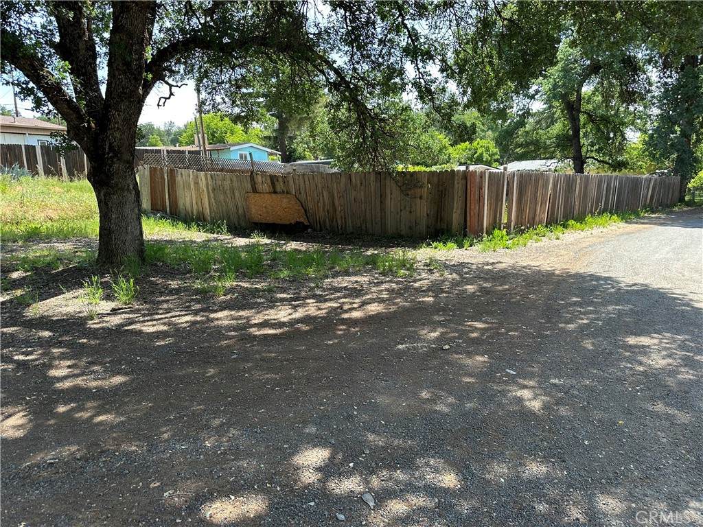15225 Highland Avenue - Photo 1