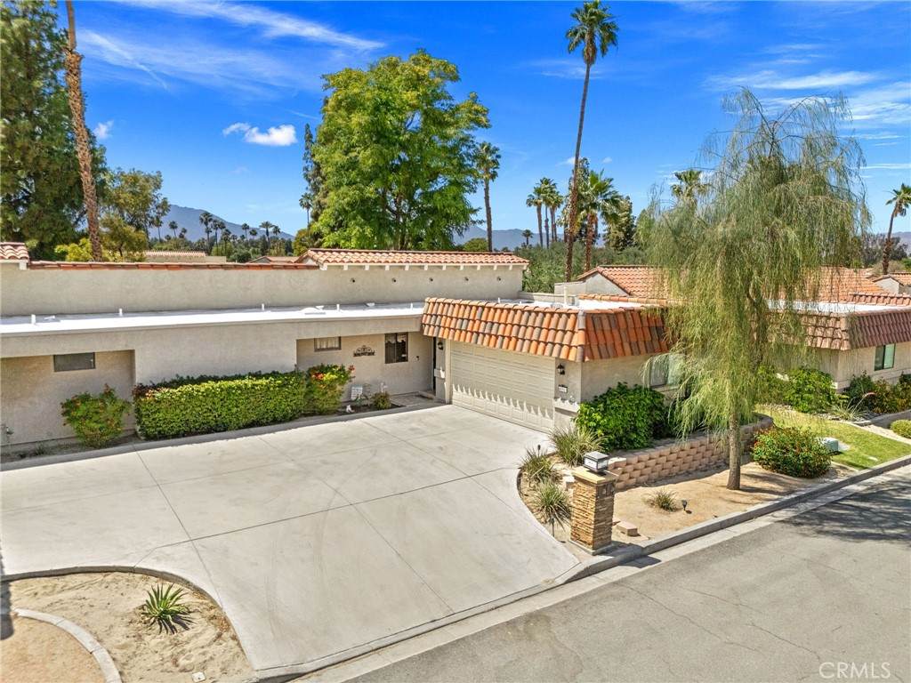 https://bt-photos.global.ssl.fastly.net/socal/orig_boomver_1_429142312-2.jpg