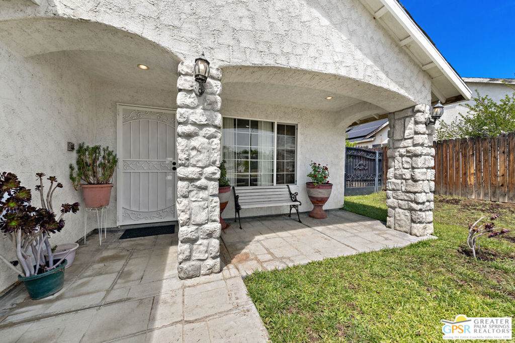 https://bt-photos.global.ssl.fastly.net/socal/orig_boomver_1_429150495-2.jpg