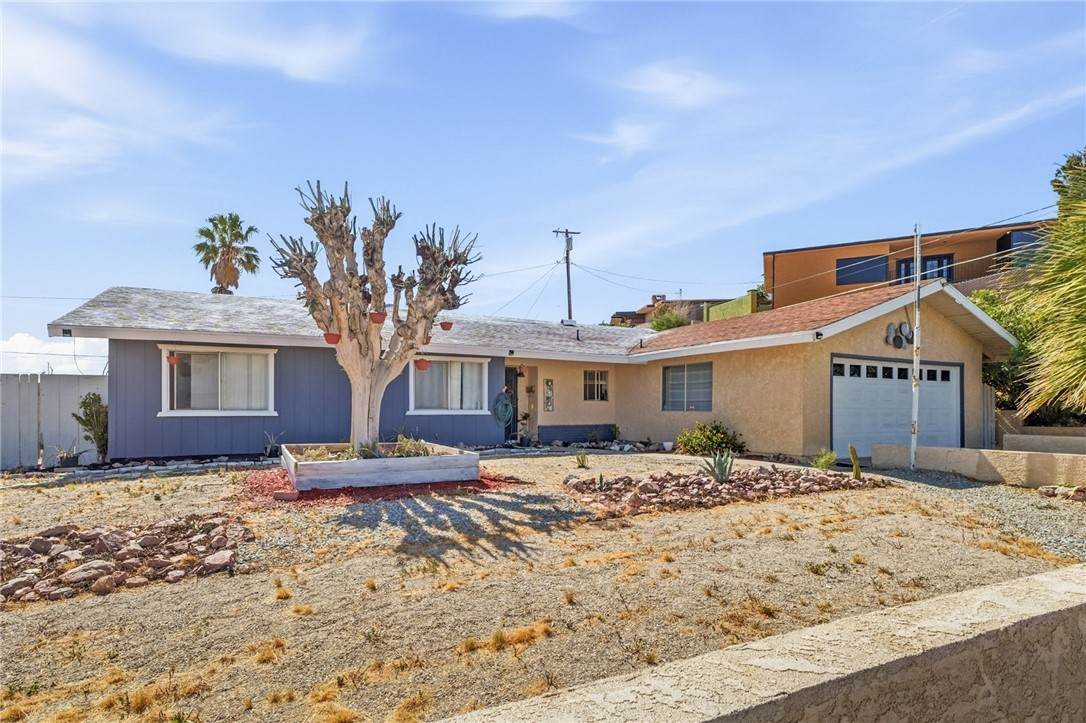 1104 Bigger St - Photo 1