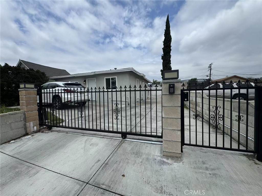 https://bt-photos.global.ssl.fastly.net/socal/orig_boomver_1_429170081-2.jpg