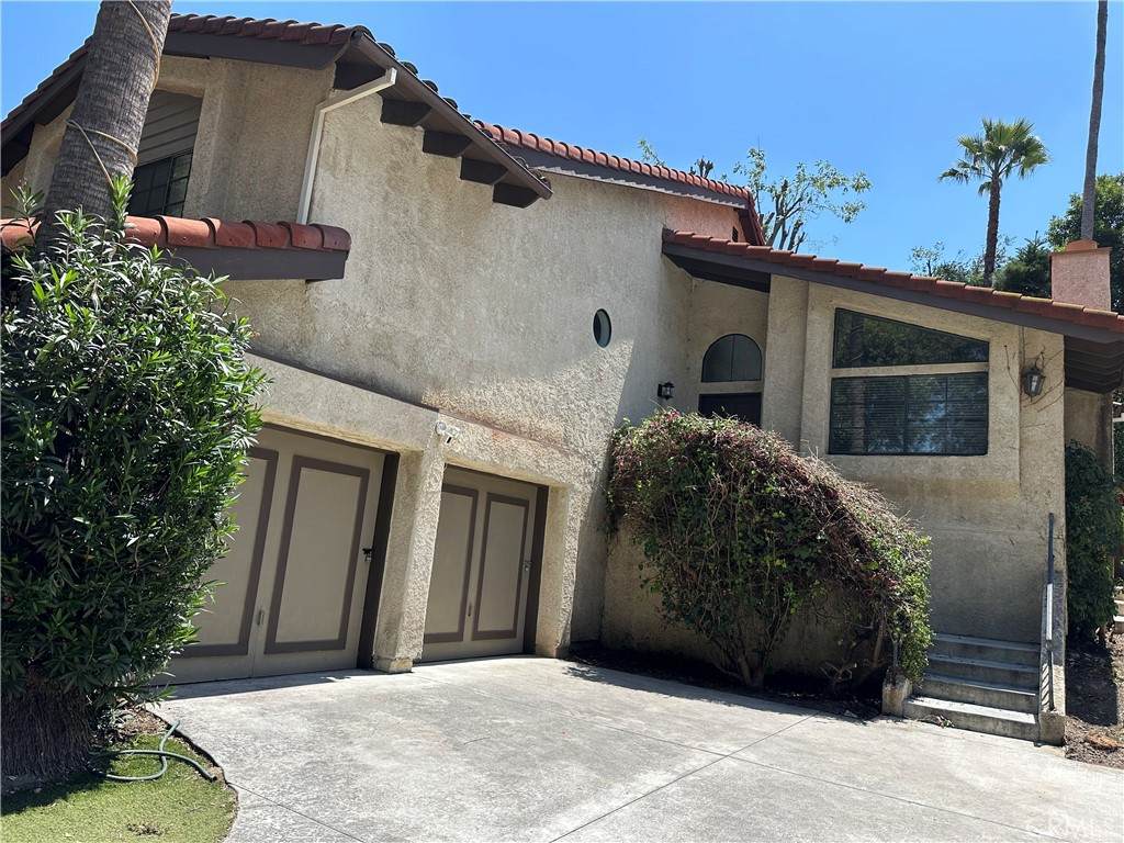 22518 Avenue San Luis - Photo 1