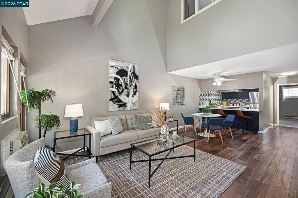 500 Suntree Ln - Photo 1