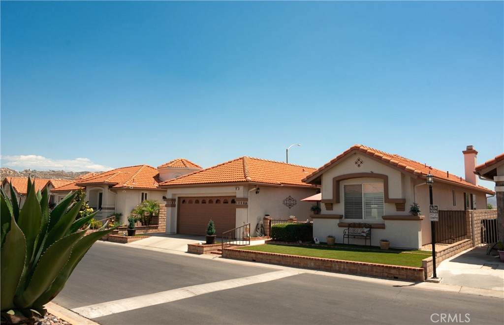 https://bt-photos.global.ssl.fastly.net/socal/orig_boomver_1_429281963-2.jpg