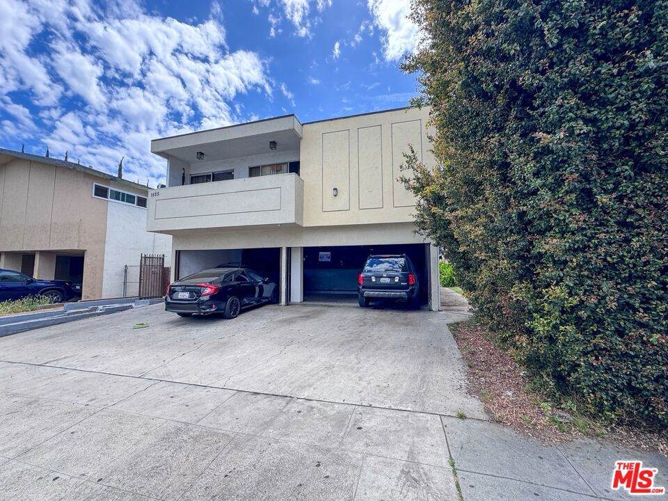 1525 Armacost Avenue - Photo 1