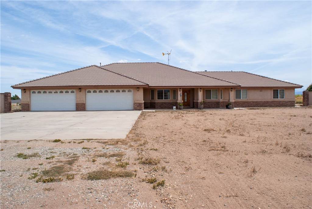 8465 Cedar Court - Photo 1