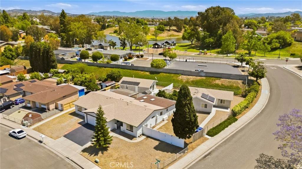 260 Lustrosos Street - Photo 1