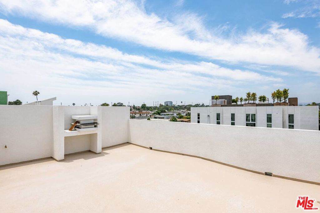 https://bt-photos.global.ssl.fastly.net/socal/orig_boomver_1_429362399-2.jpg
