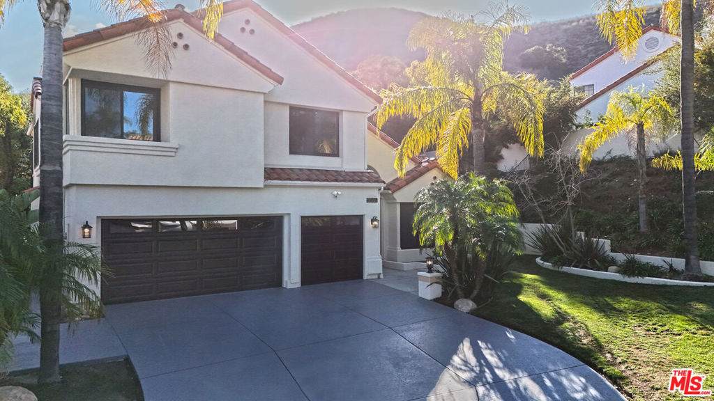 5566 Spring Hill Court - Photo 1