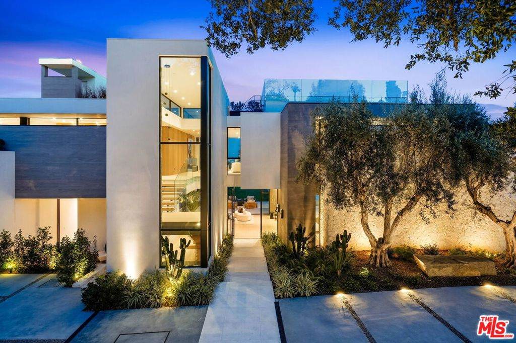 1830 Mango Way - Photo 1