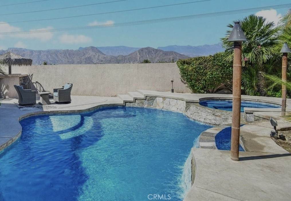 81258 Avenida Esmeralda - Photo 1