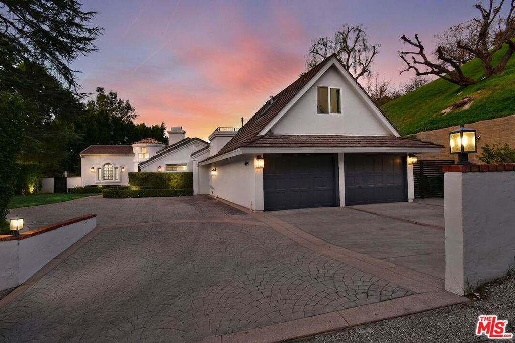 4524 Balboa Avenue - Photo 1