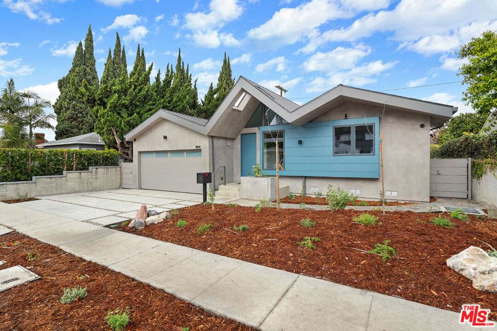 https://bt-photos.global.ssl.fastly.net/socal/orig_boomver_1_429417022-3.jpg