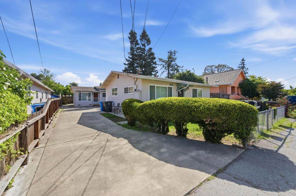 114 Bonita Avenue - Photo 1