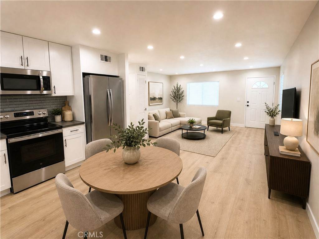 6709 Denny Ave - Photo 1