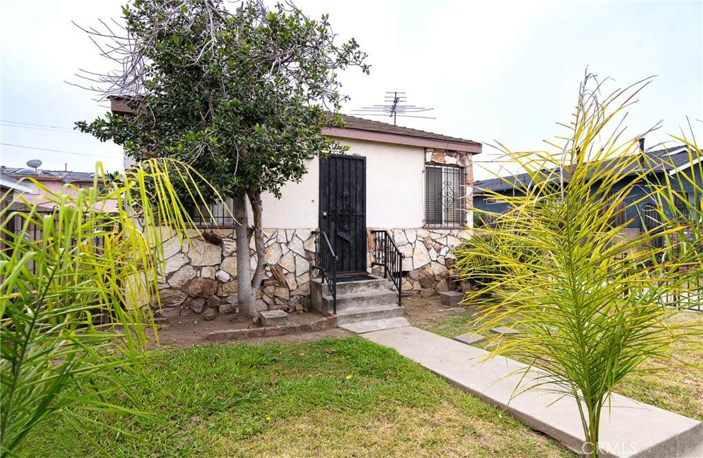 244 118th - Photo 1
