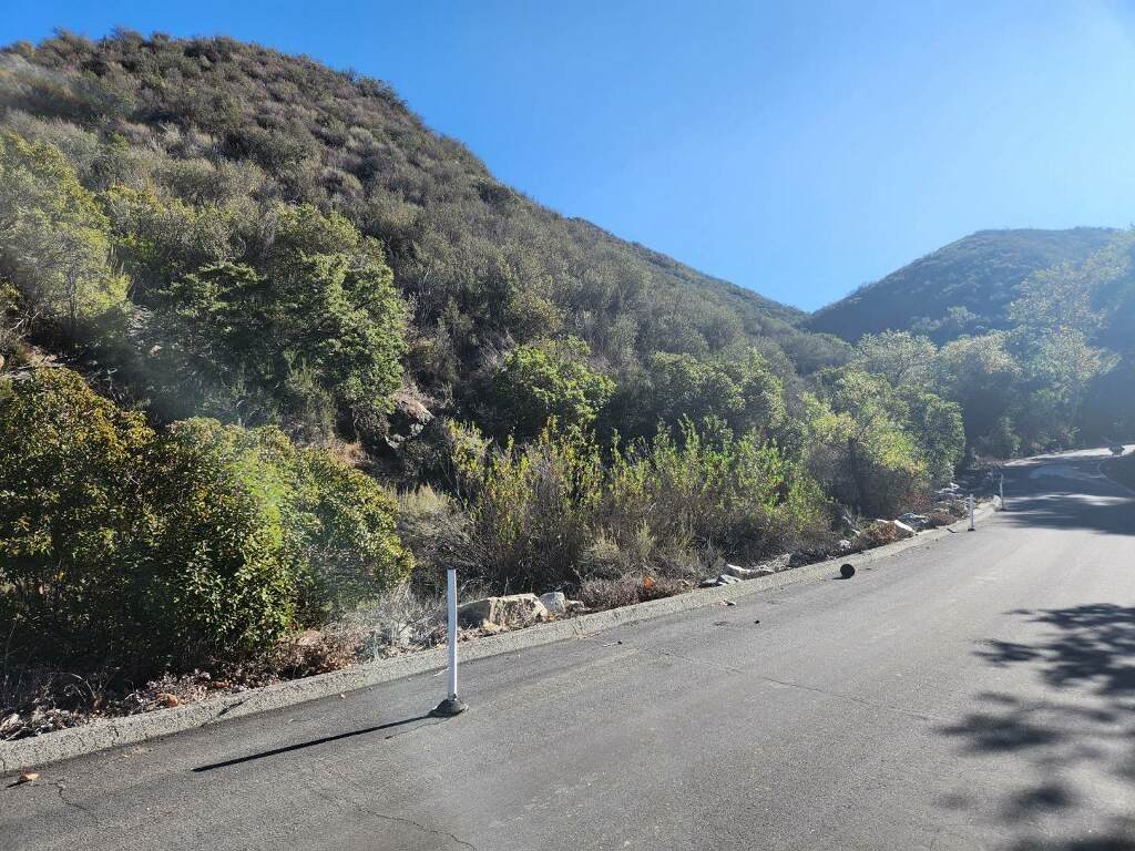 https://bt-photos.global.ssl.fastly.net/socal/orig_boomver_1_429431776-2.jpg