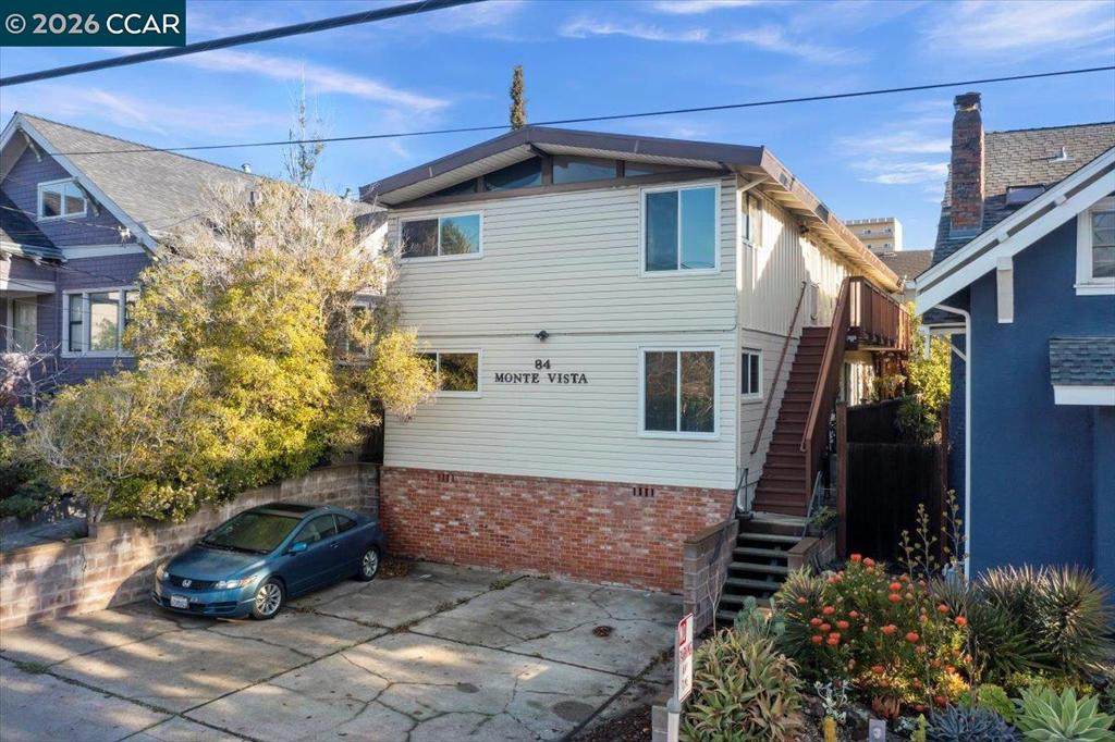 84 Monte Vista Ave - Photo 1