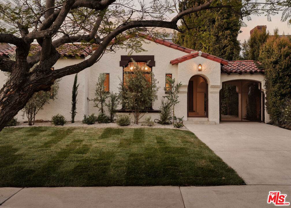 https://bt-photos.global.ssl.fastly.net/socal/orig_boomver_1_429455832-2.jpg