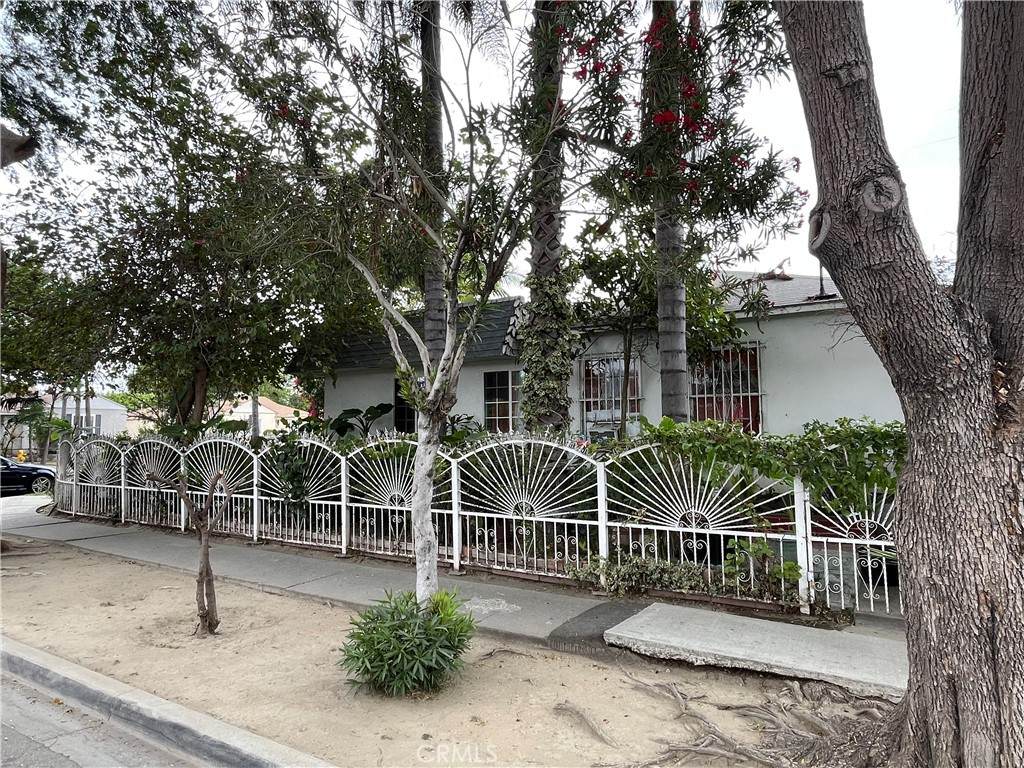 https://bt-photos.global.ssl.fastly.net/socal/orig_boomver_1_429481952-2.jpg