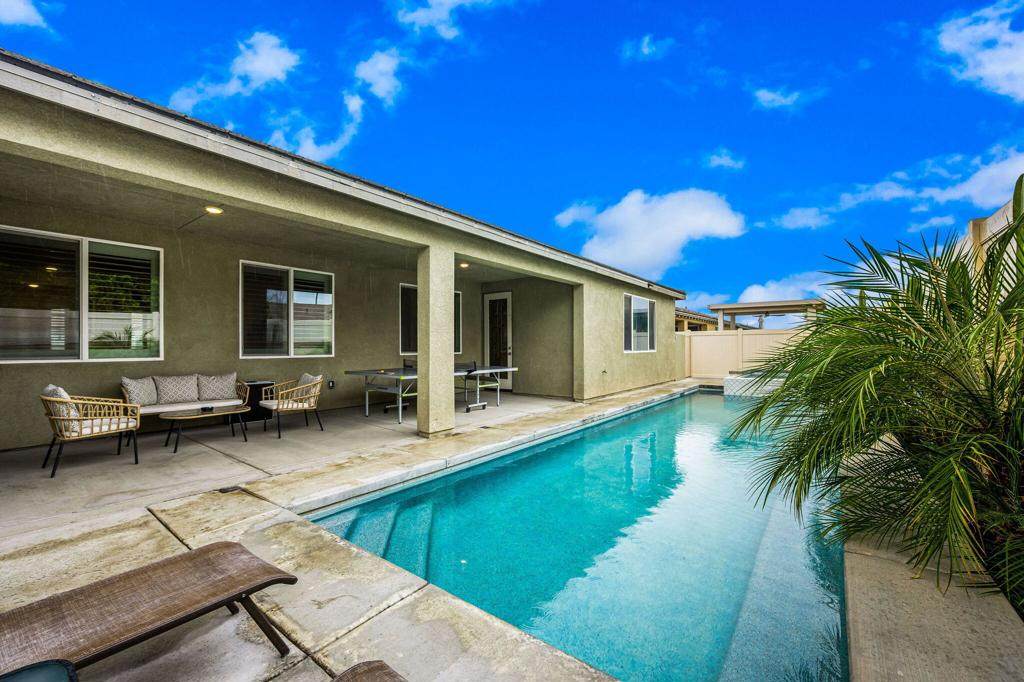 82980 Longfellow Court - Photo 1