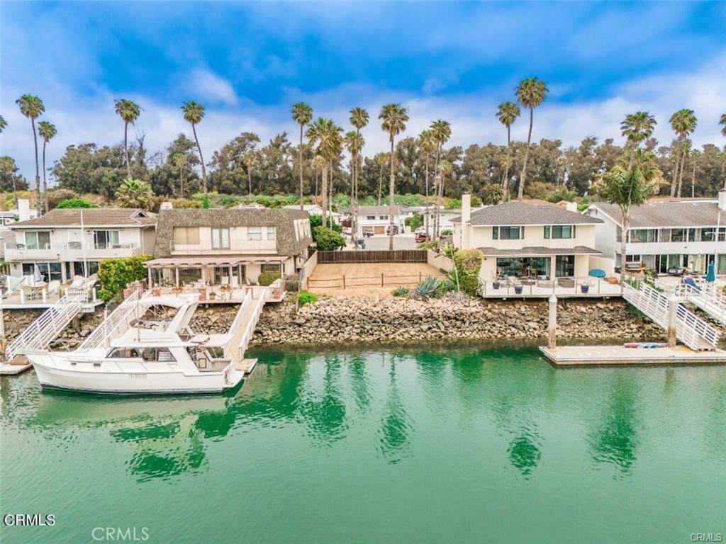 https://bt-photos.global.ssl.fastly.net/socal/orig_boomver_1_429487190-2.jpg