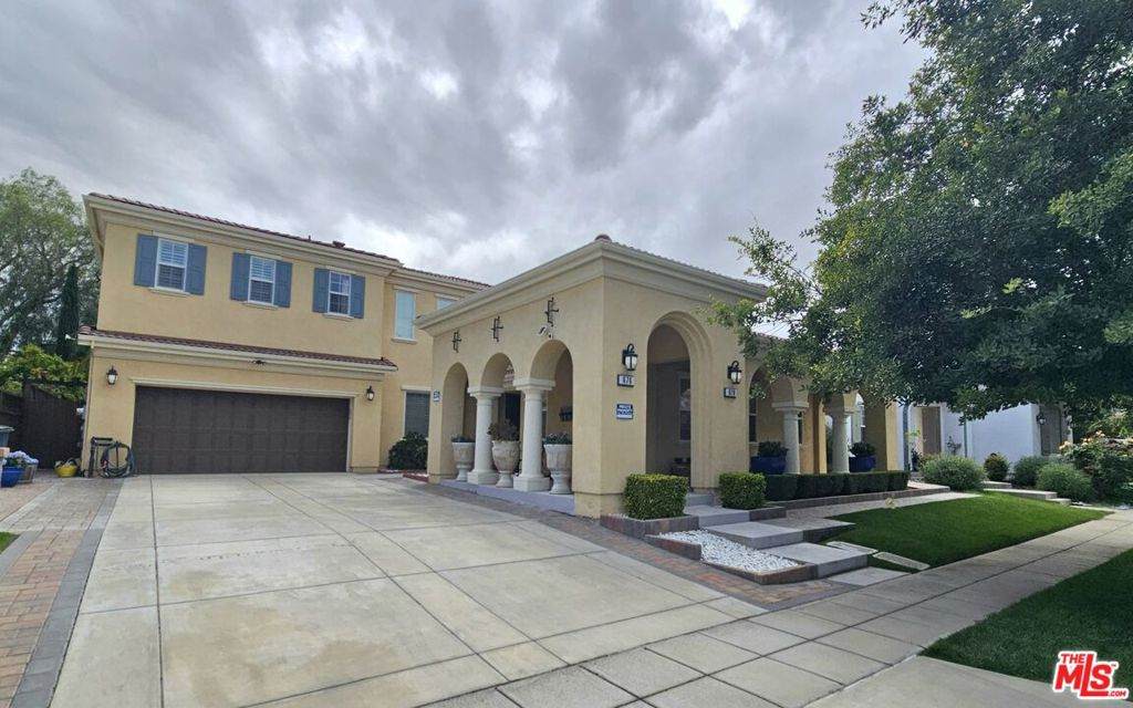 676 Jardin Terrace - Photo 1