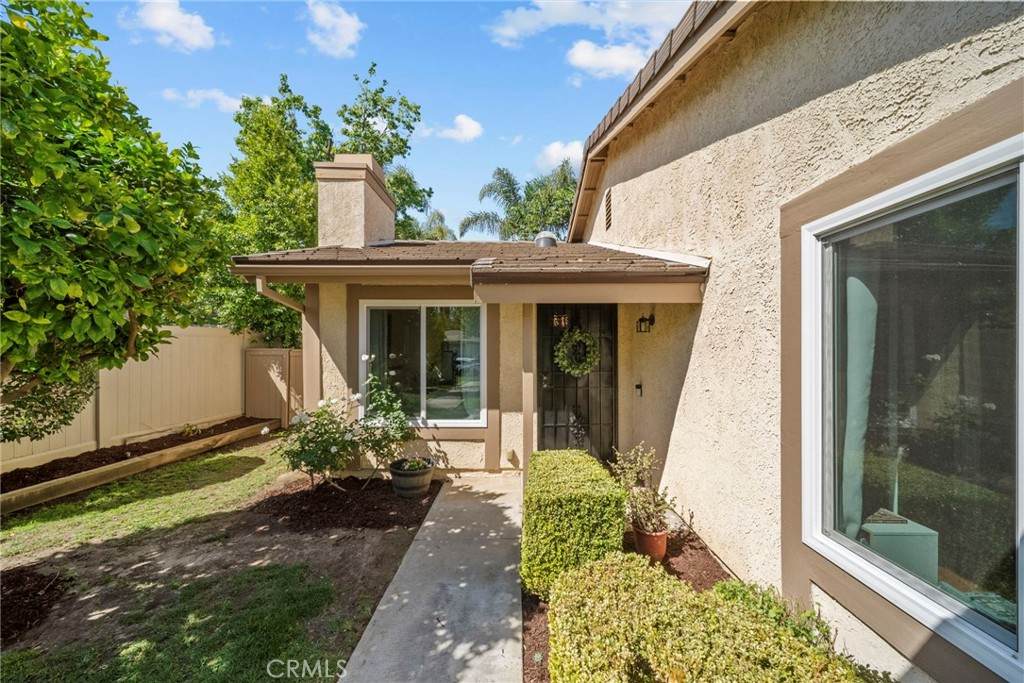 https://bt-photos.global.ssl.fastly.net/socal/orig_boomver_1_429504291-2.jpg