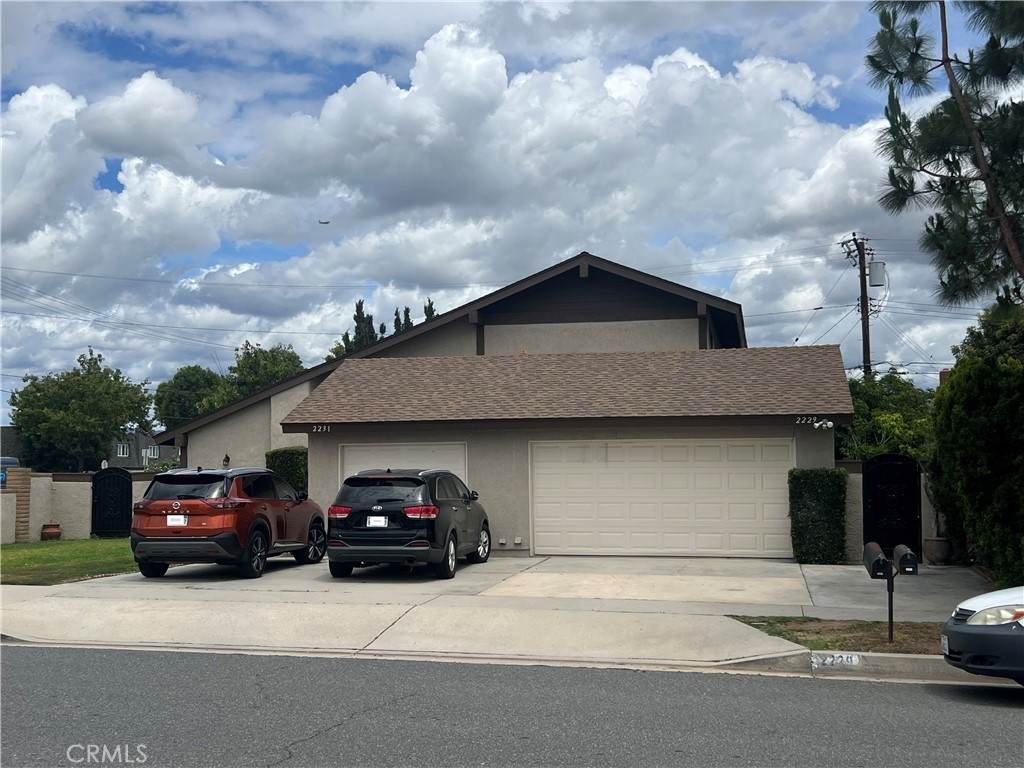 2229 Ponderosa - Photo 1
