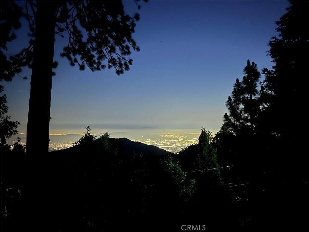 https://bt-photos.global.ssl.fastly.net/socal/orig_boomver_2_429512945-2.jpg
