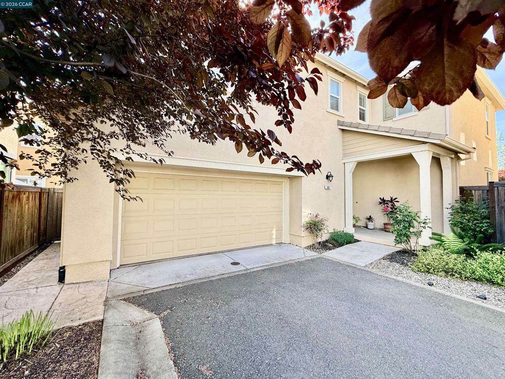 307 Birmingham Ct - Photo 1