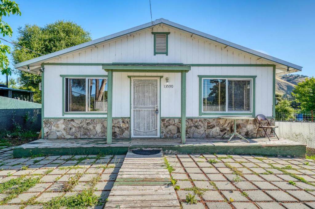 13590 Fair Oak Road - Photo 1
