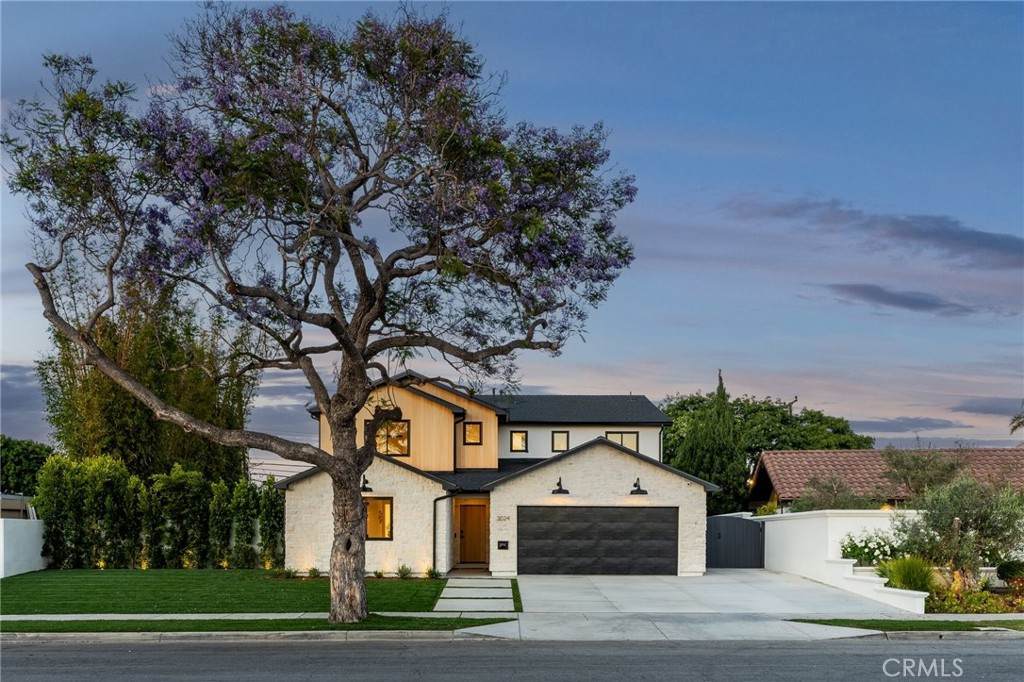 3024 Country Club - Photo 1
